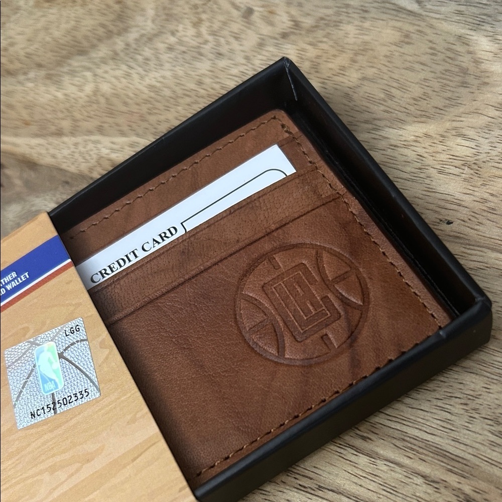 NBA Clippers  Brown Leather Credit Card Holder - Picture 7 of 10
